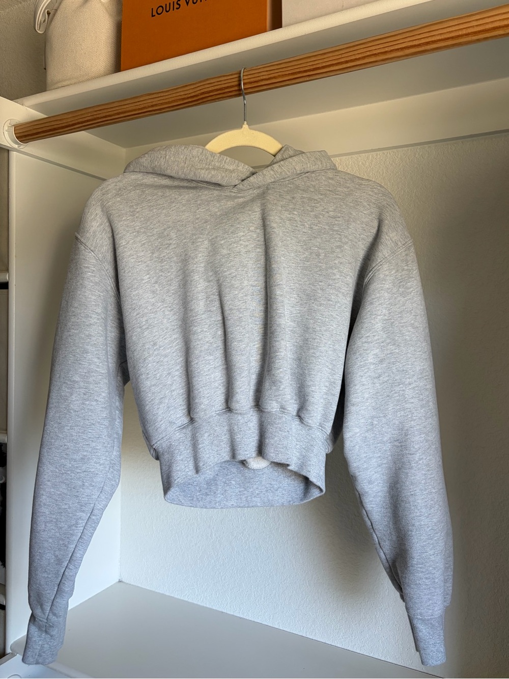 Cozy Sweatfleece Perfect Crop Hoodie -Gray Cropped Hoodie Sweater